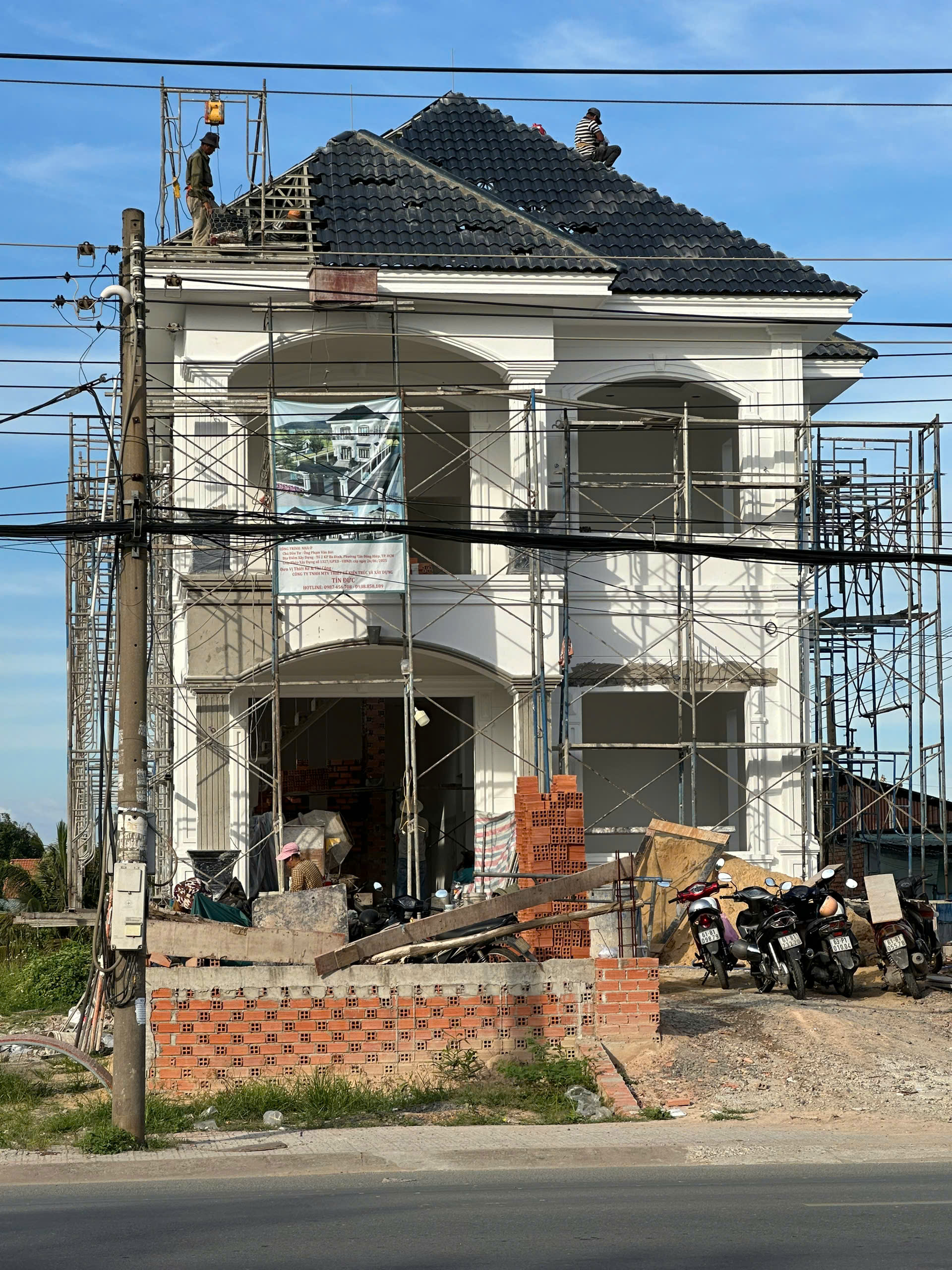xây nhà trọn gói Dĩ An